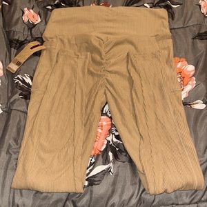 2 for $10 NWT Sho Sho Lounge Ribbed Leggings